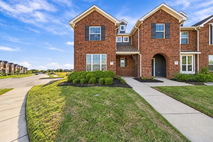 Property Photo:  1895 Indigo Lane  TX 75126 