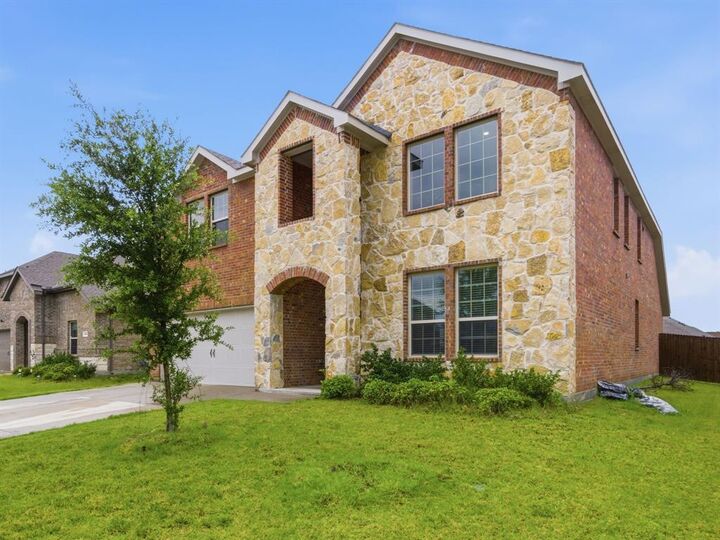 Property Photo: 112 Kiskadee Trail TX 75135