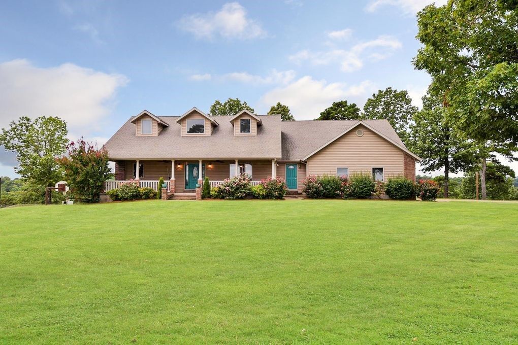 Property Photo: 9961 Rainbow Ridge Road AR 72662