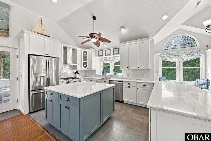 Property Photo:  314 Sea Oats Trail  NC 27949 