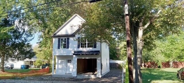 Property Photo:  10 River Rd  MA 01463 