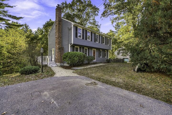 Property Photo:  565 Hartford Ave E  MA 01569 