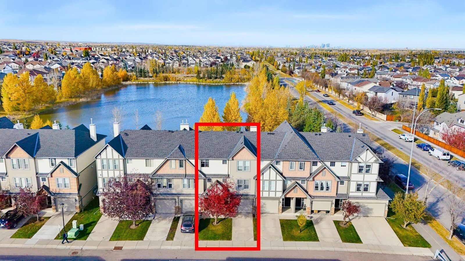 Property Photo:  16 Eversyde Park SW  AB T2Y 5G8 