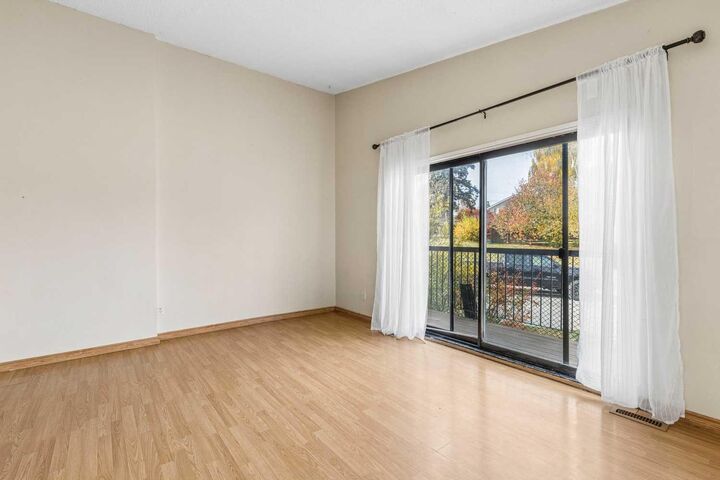 Property Photo: 4108 67 Street NW AB T3B 2J3