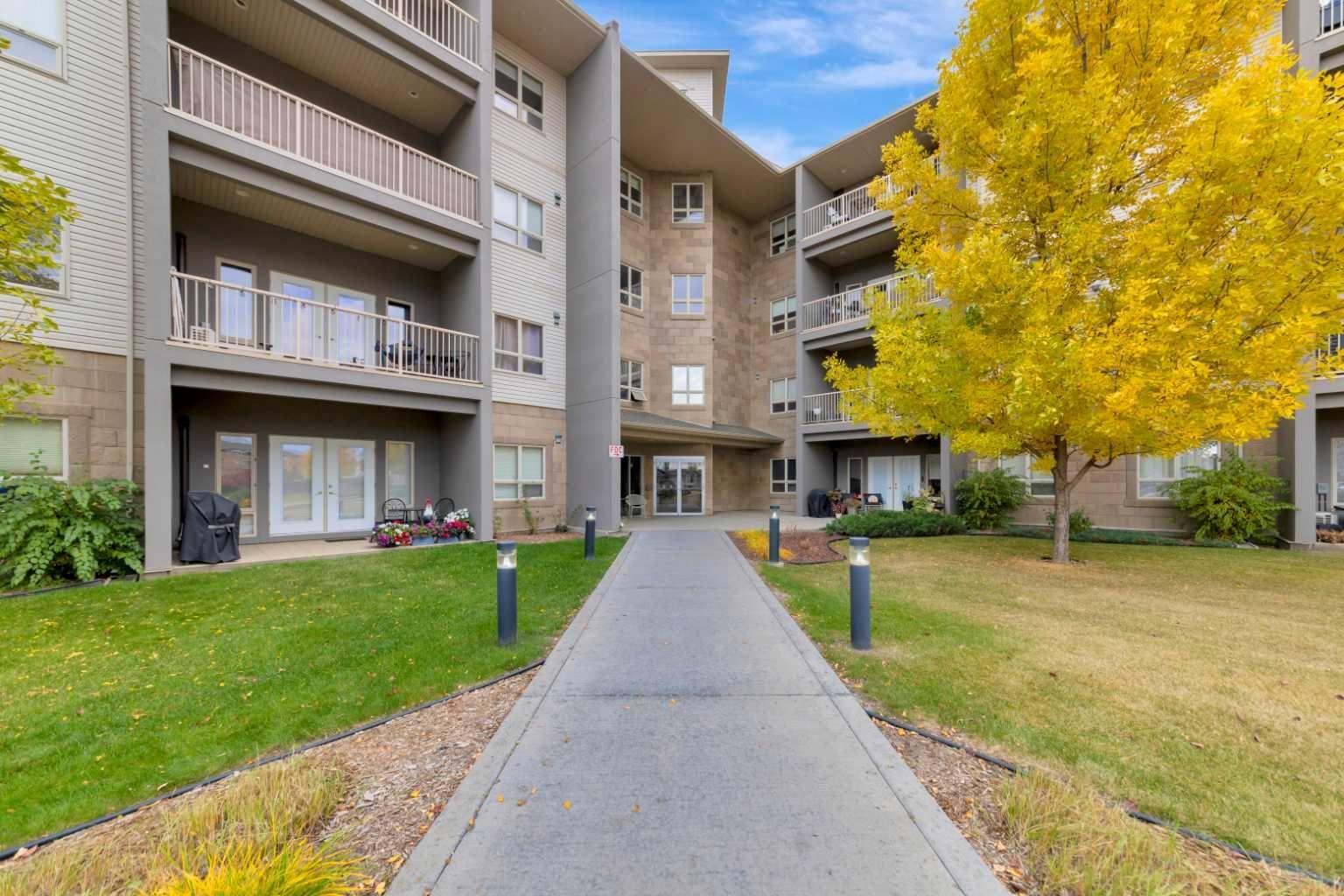 Property Photo:  4102 69 Avenue 203  AB T9V 7K5 