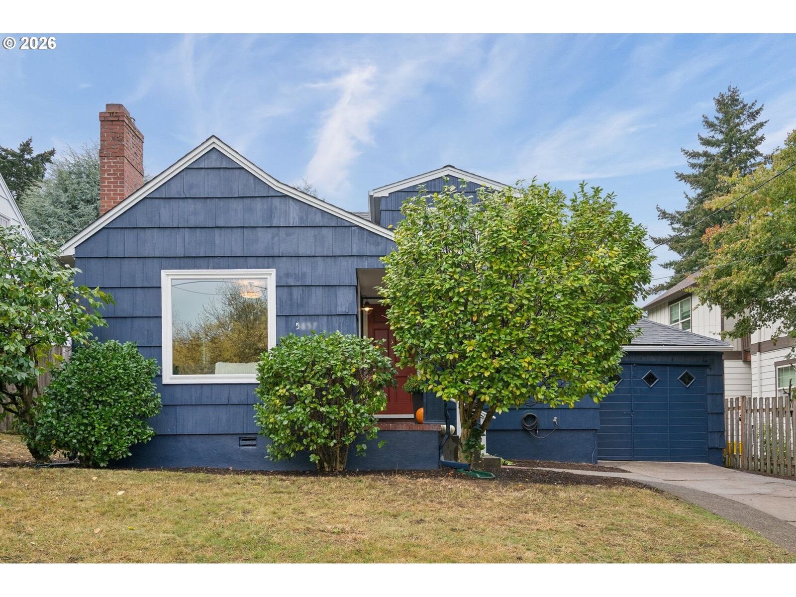 Property Photo: 5857 NE 24th Ave OR 97211
