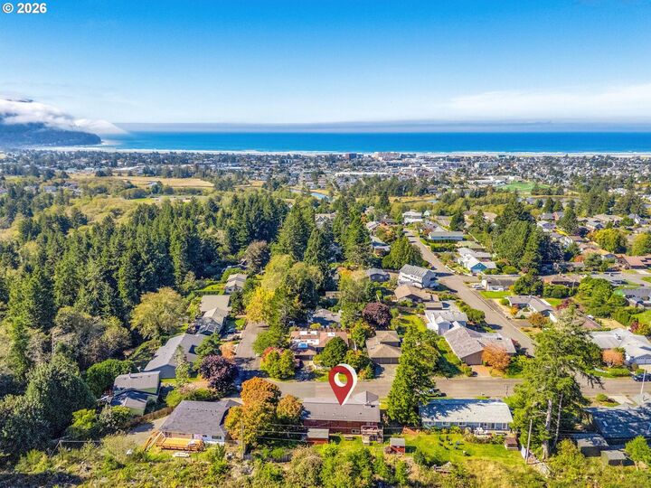 Property Photo: 365 Alpine St OR 97138