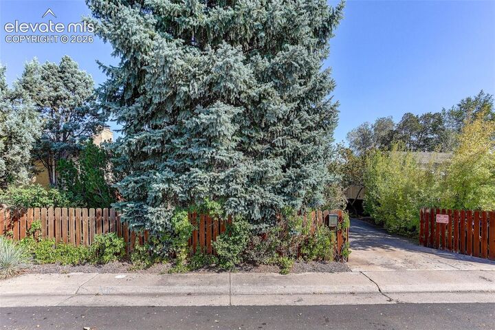 Property Photo: 450 S Quitman Street CO 80219