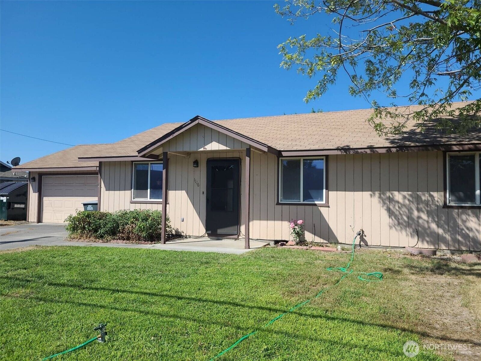 Property Photo: 1116 Clover Drive WA 98837