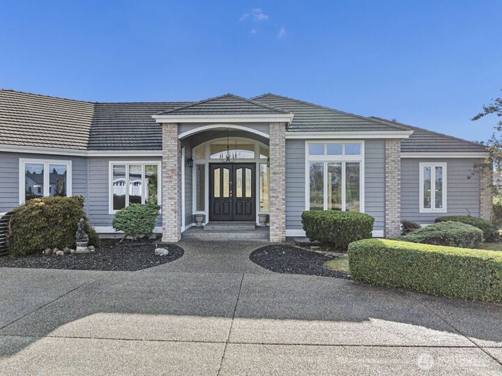 Property Photo:  2505  263rd Street Ct E  WA 98387 