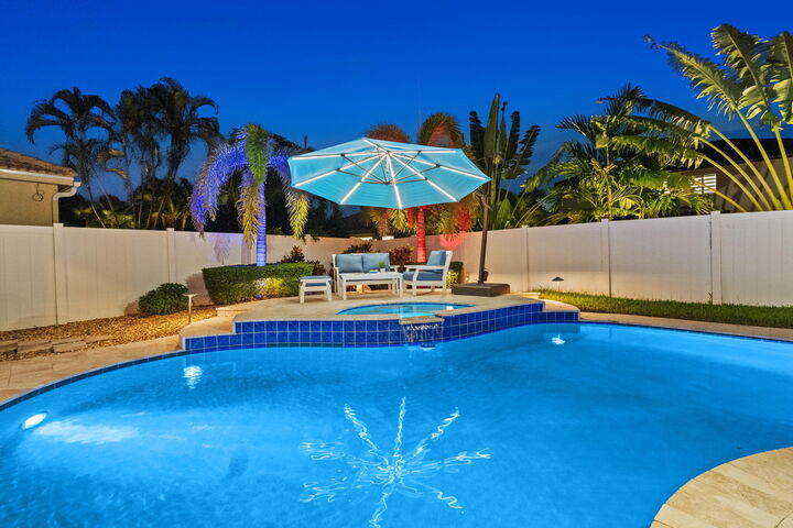Property Photo: 1242 Meadows Boulevard FL 33327