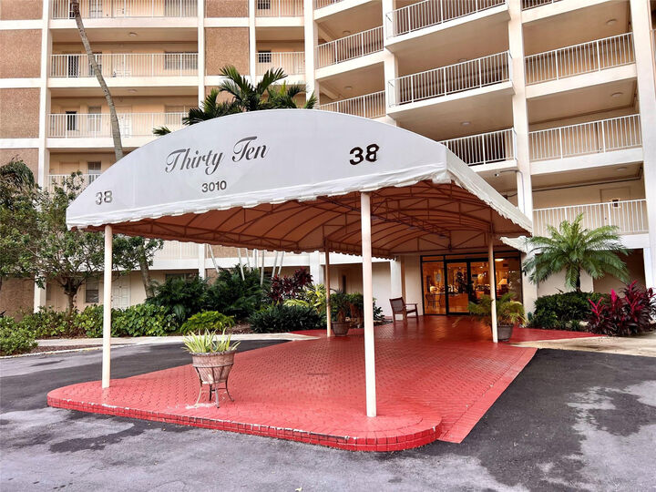 Property Photo:  3010 N Course Drive 511  FL 33069 