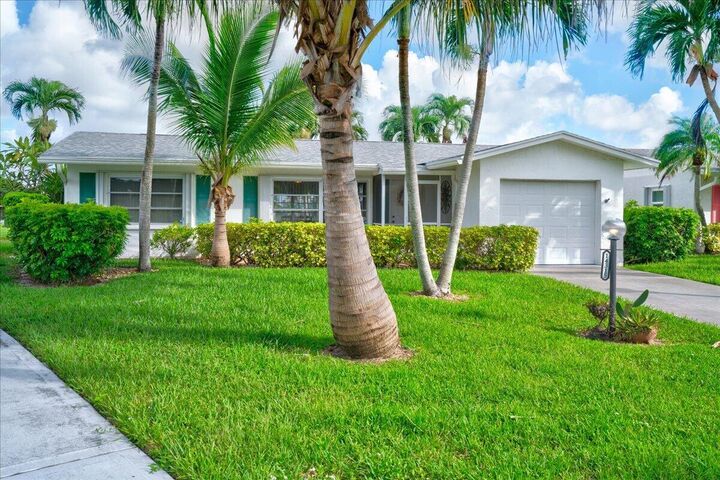 Property Photo:  14315 Amapola Drive  FL 33484 