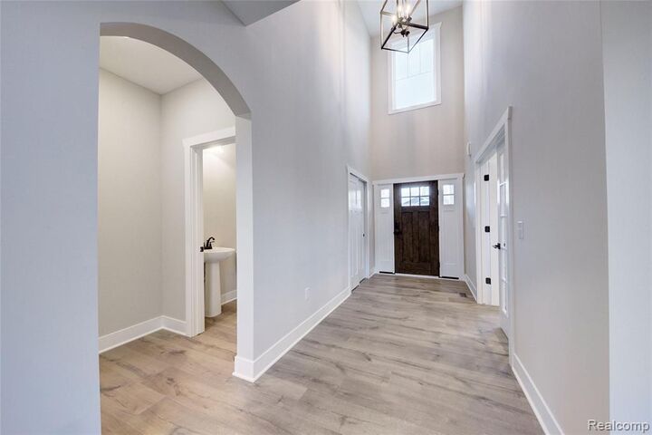 Property Photo:  626 Round Rock  MI 48843 