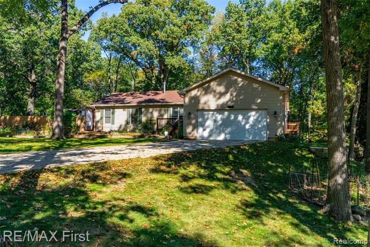 Property Photo:  3327 Shimmons Road  MI 48326 