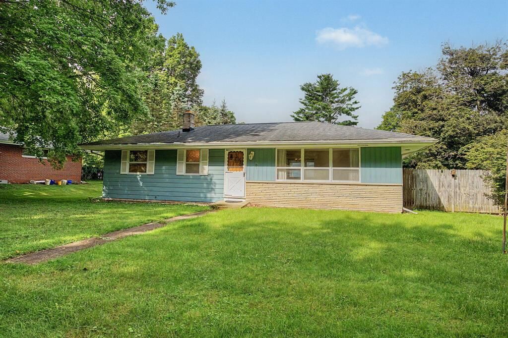 Property Photo:  808 Jones Street  MI 49068 