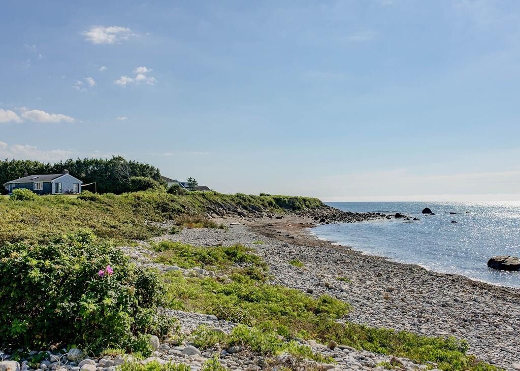 Property Photo:  31 Beach Drive  RI 02837 