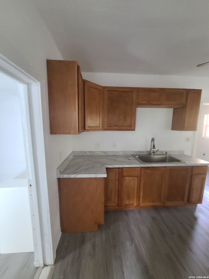 Property Photo: 869 Crystal TX 78211