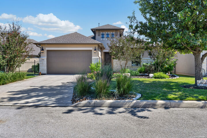 Property Photo: 22938 Canasta TX 78261