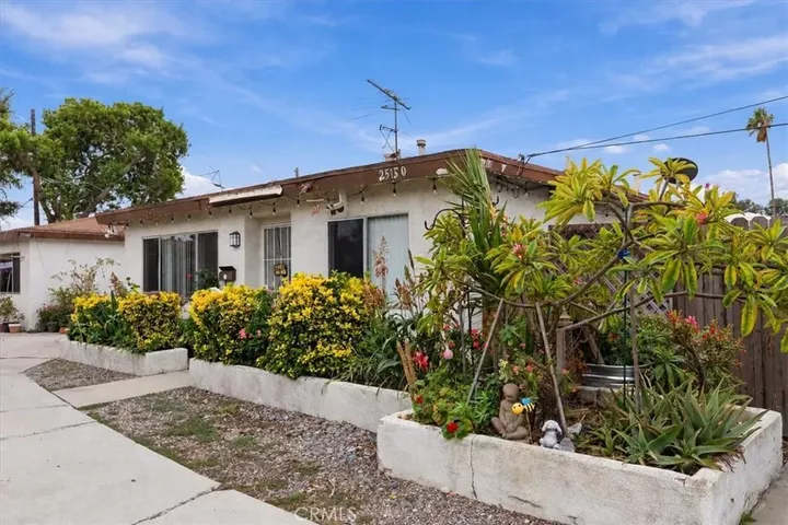Property Photo:  25152 Ebony Lane  CA 90717 