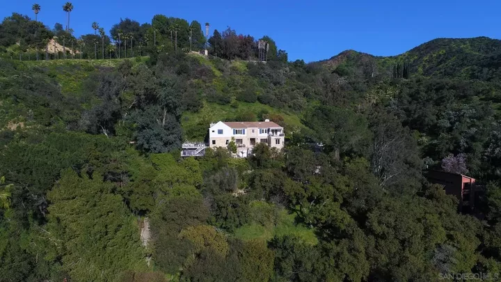 Property Photo: 2400 Benedict Canyon Dr CA 90210