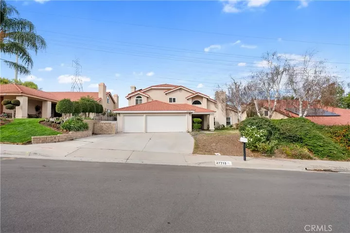 Property Photo:  27715 Sutters Pointe  CA 91350 