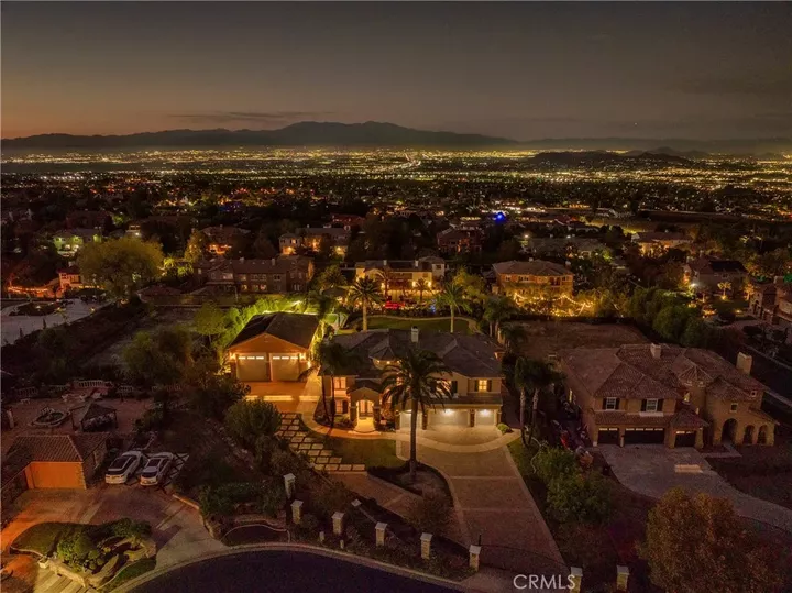 Property Photo: 1043 Stowell Ranch CA 92881