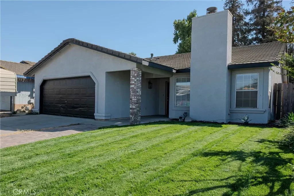 Property Photo:  6937 Lawrence Court  CA 95388 