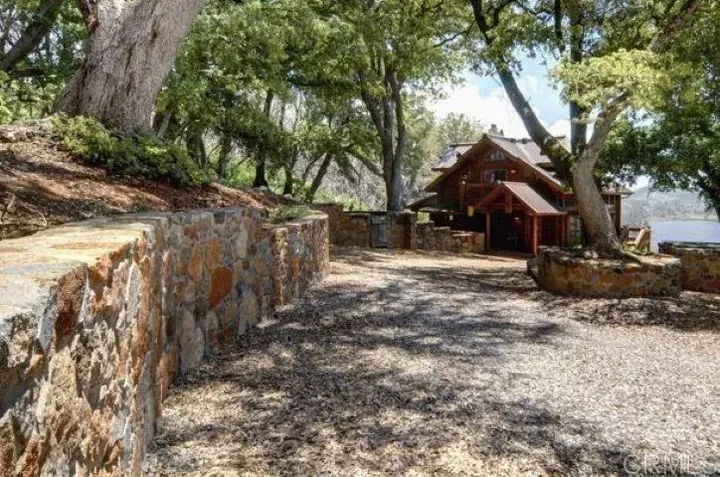 Property Photo:  34385 Broken Oak  CA 92036 