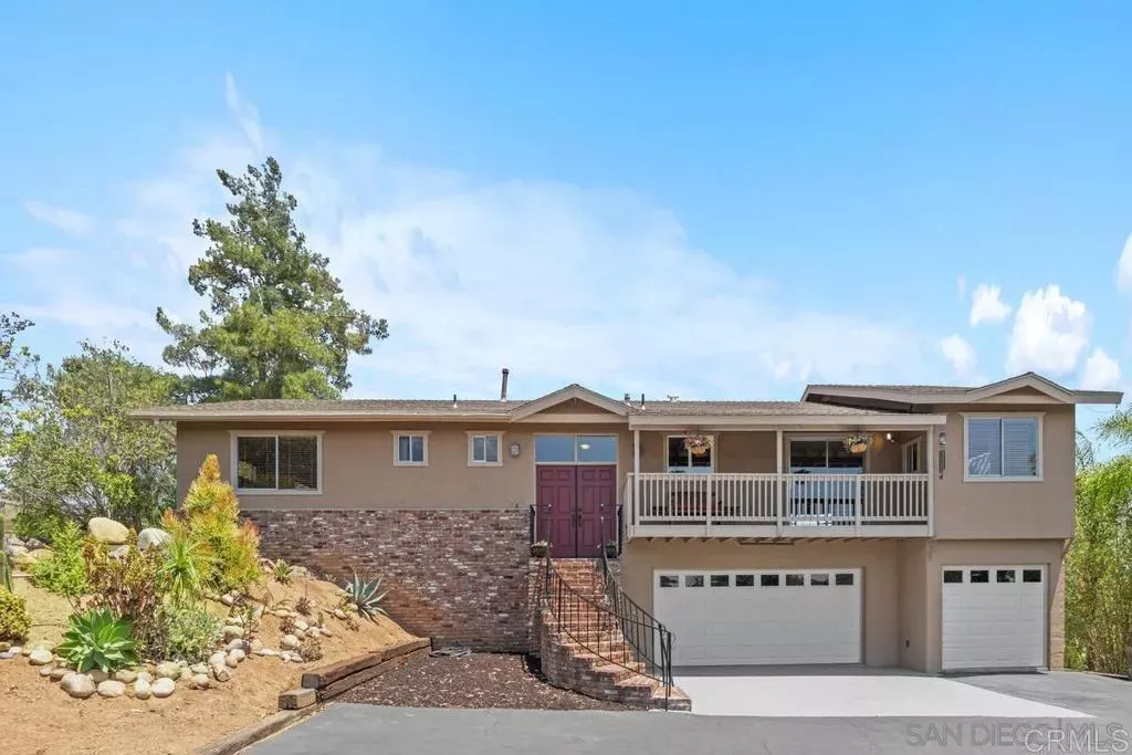 Property Photo:  11249 Valle Vista Road  CA 92040 