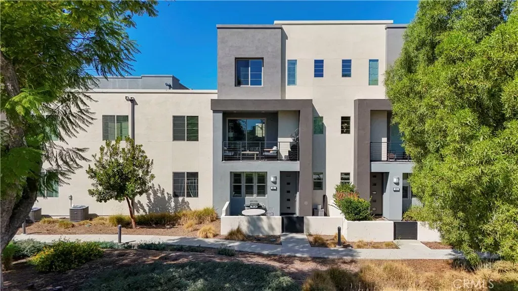 Property Photo:  151 Cadence  CA 92618 