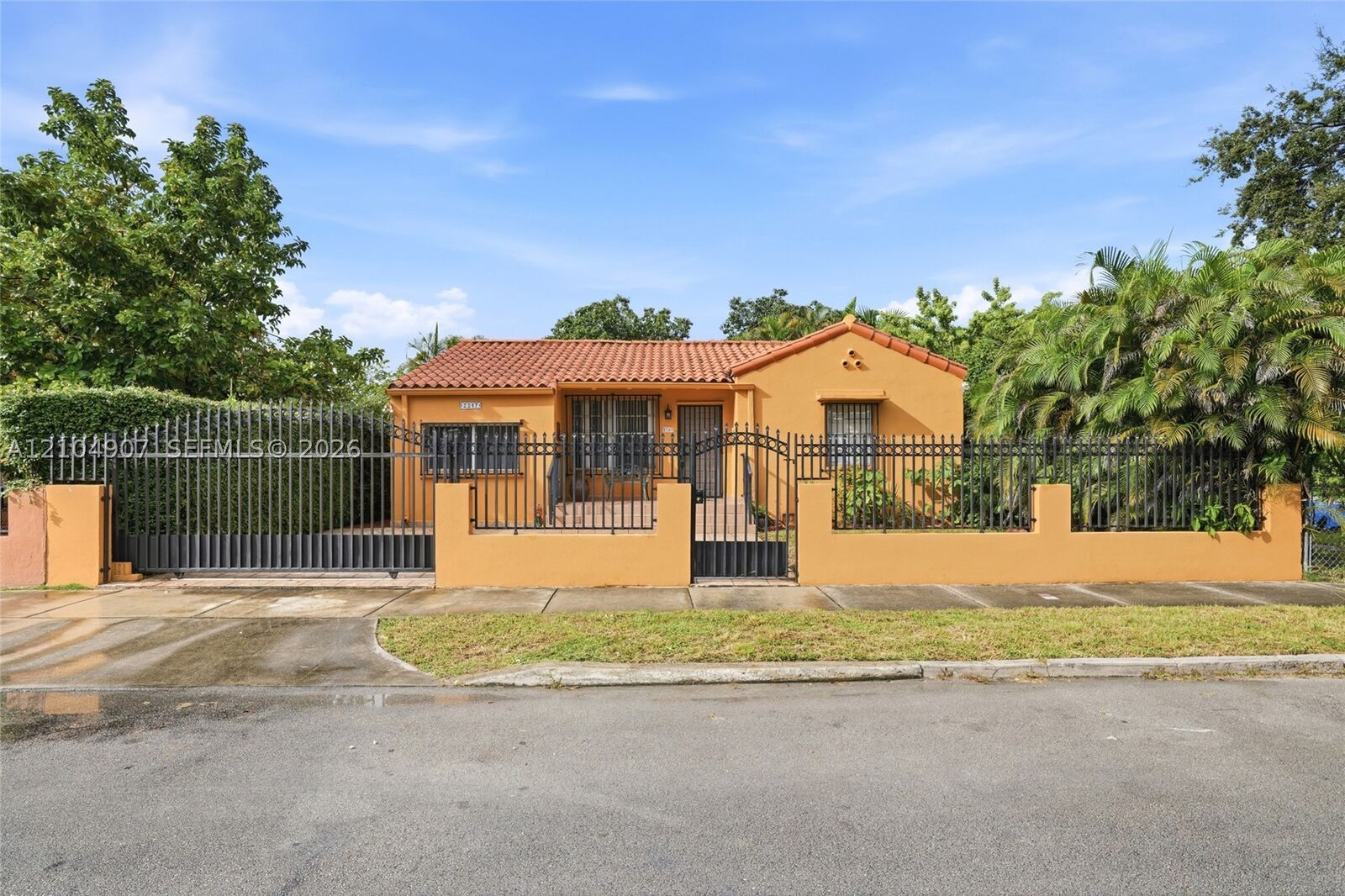 Property Photo: 2347 SW 18th St FL 33145