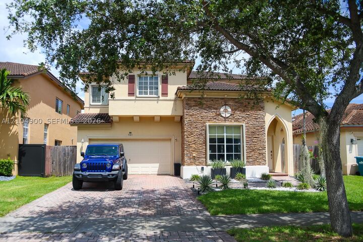 Property Photo: 9383 SW 227th Ln FL 33190