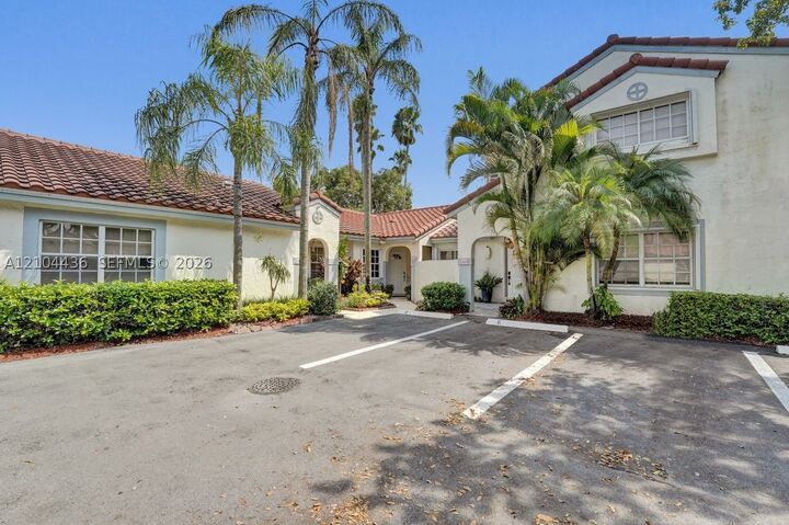 Property Photo:  1446 Springside Dr  FL 33326 