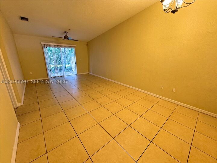 Property Photo:  3942 SW 48th Ave  FL 33023 