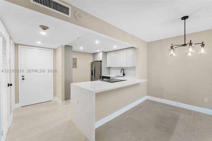 Property Photo:  1420 Brickell Bay Dr 1202E  FL 33131 
