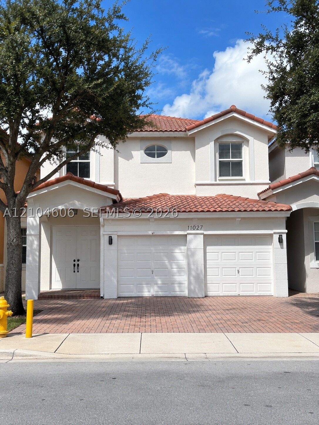 Property Photo: 11027 NW 86th Ter 0 FL 33178