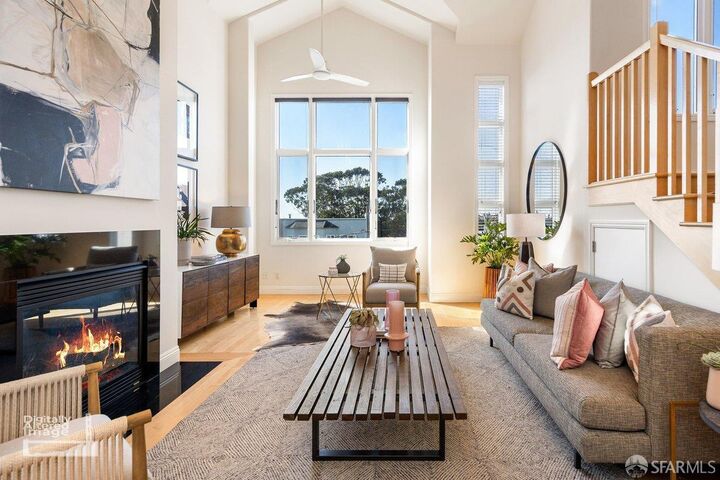 Property Photo: 576 42nd Avenue CA 94121