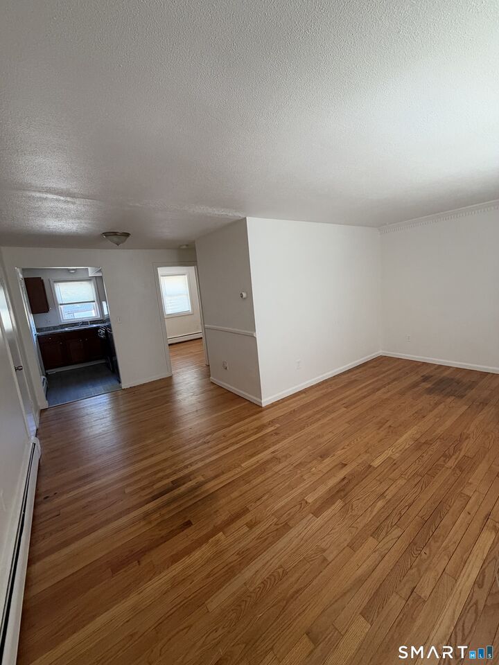 Property Photo:  68 Warner Street B2  CT 06514 