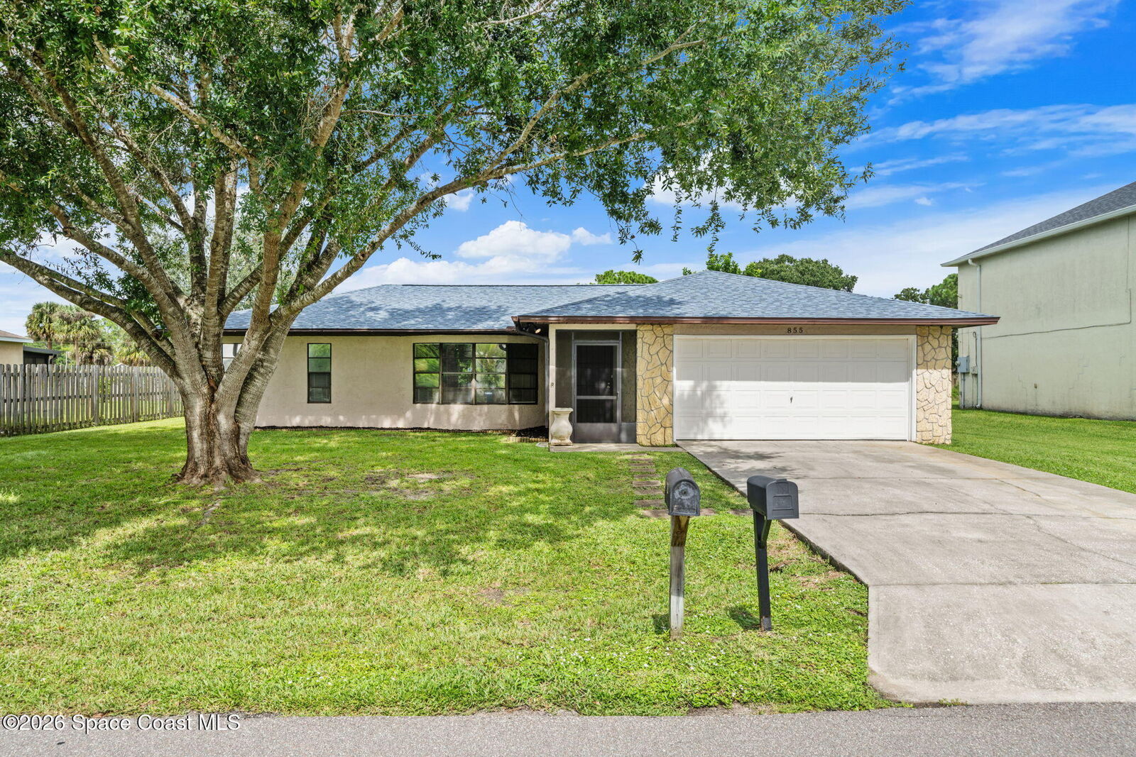 Property Photo:  855 Altamira Street NW  FL 32907 