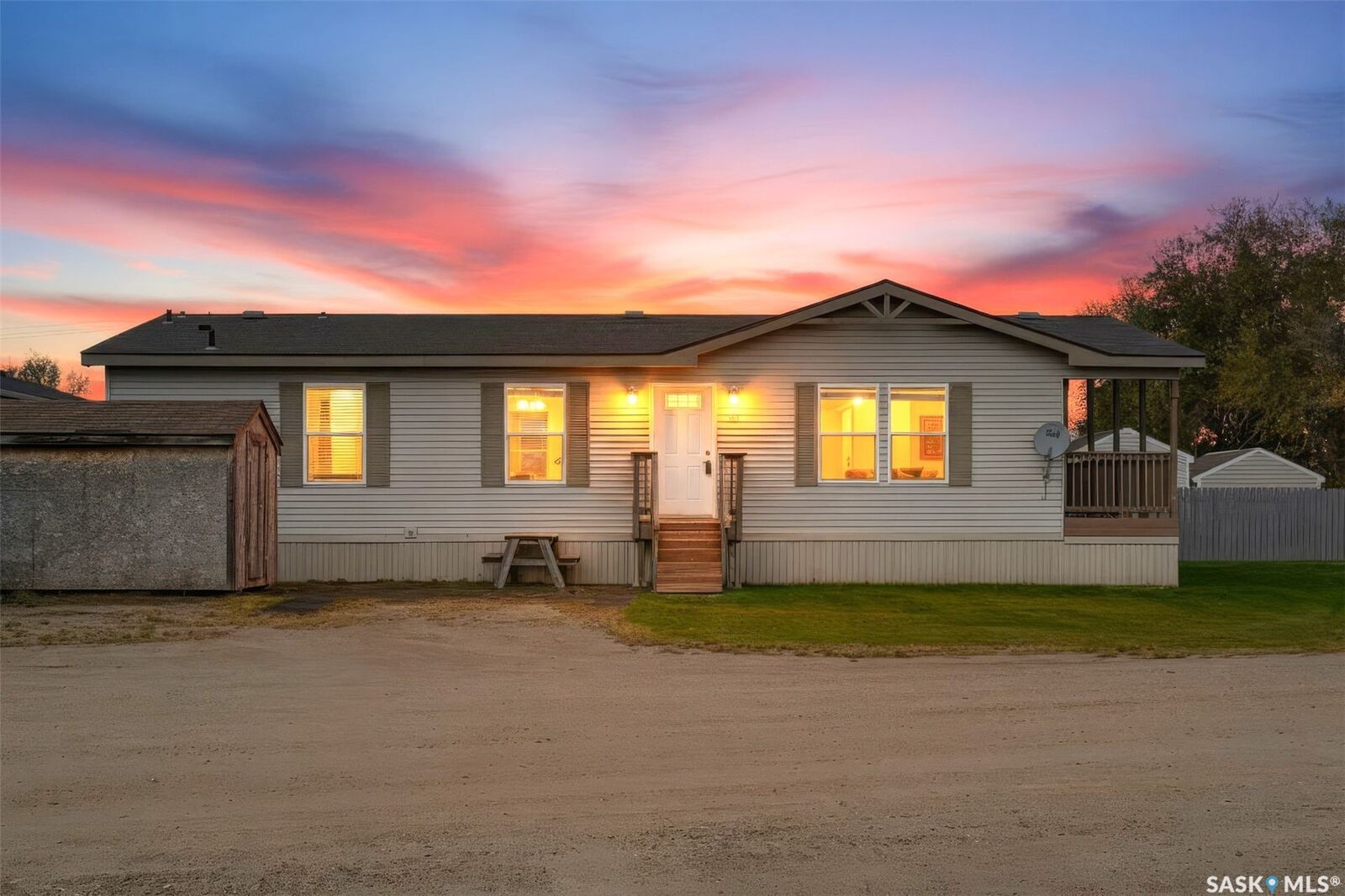 Property Photo: 401 Railway Avenue 13 SK S0L 3J0