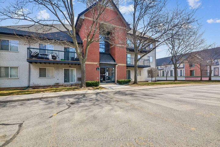 Property Photo: 1450 Glen Abbey Gate 434 ON L6M 2V7