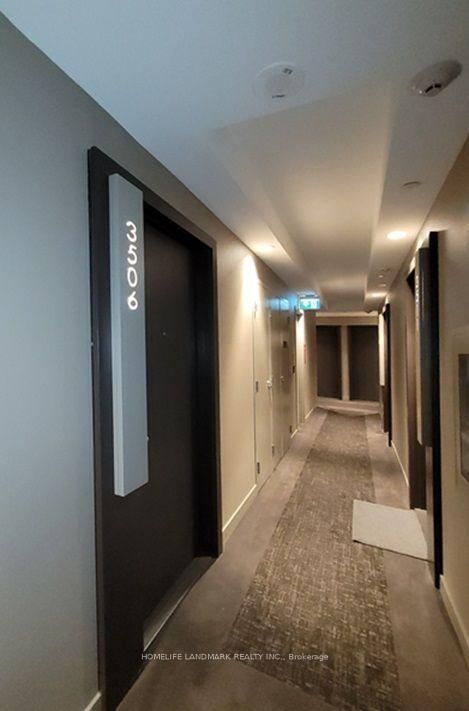 Property Photo:  16 Bonnycastle Street 3506  ON M5A 0C9 