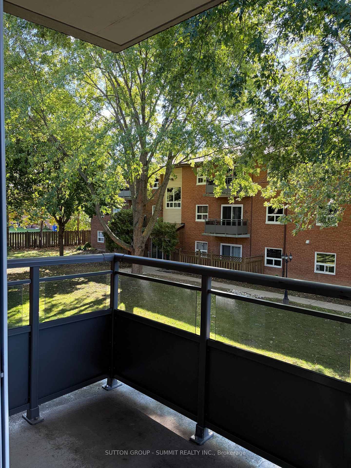 Property Photo:  616 Grey Street 5  ON N3S 4Y3 