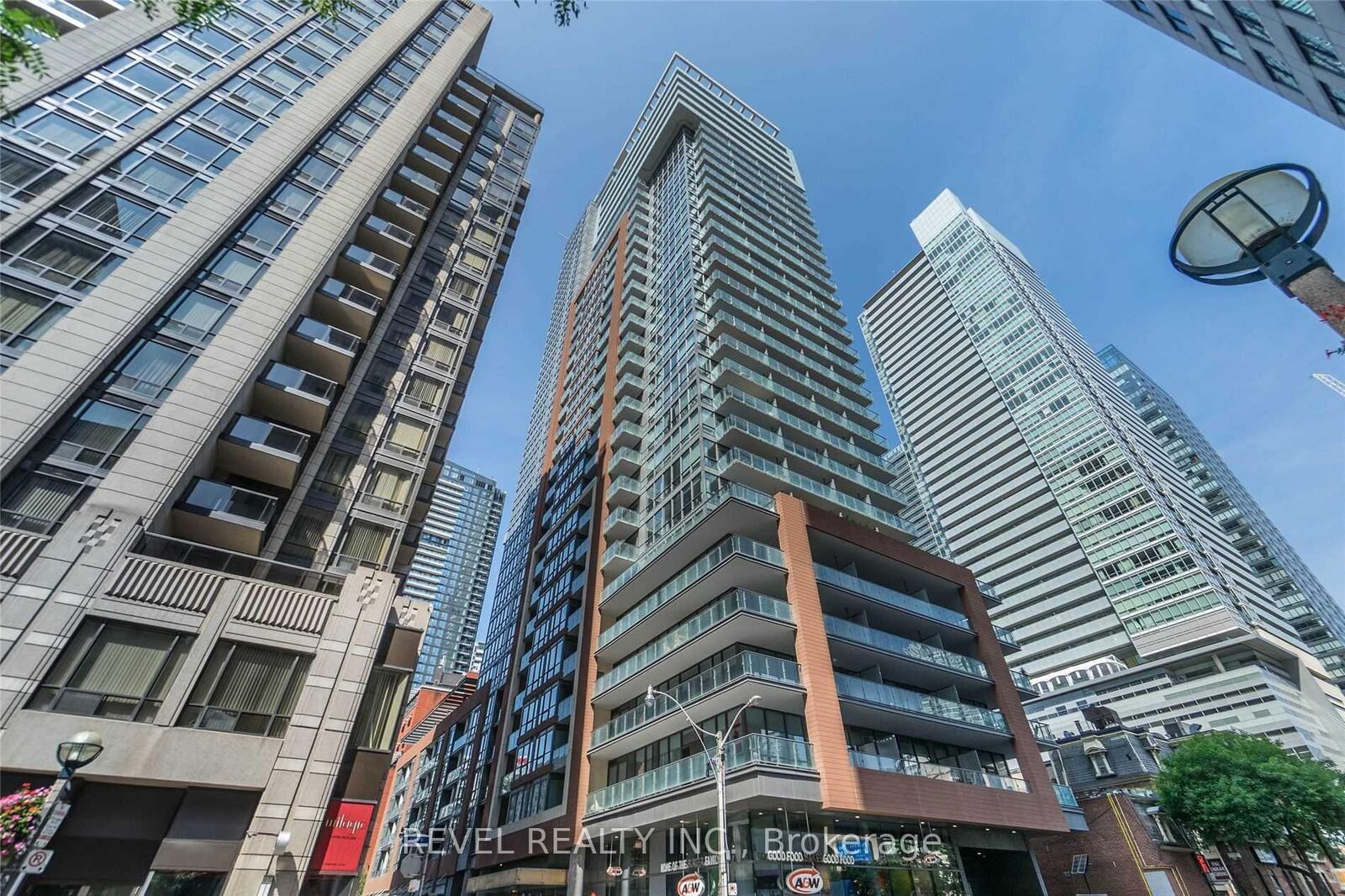 Photo de la propriété:  8 Mercer Street S 512  ON M5V 0C4 