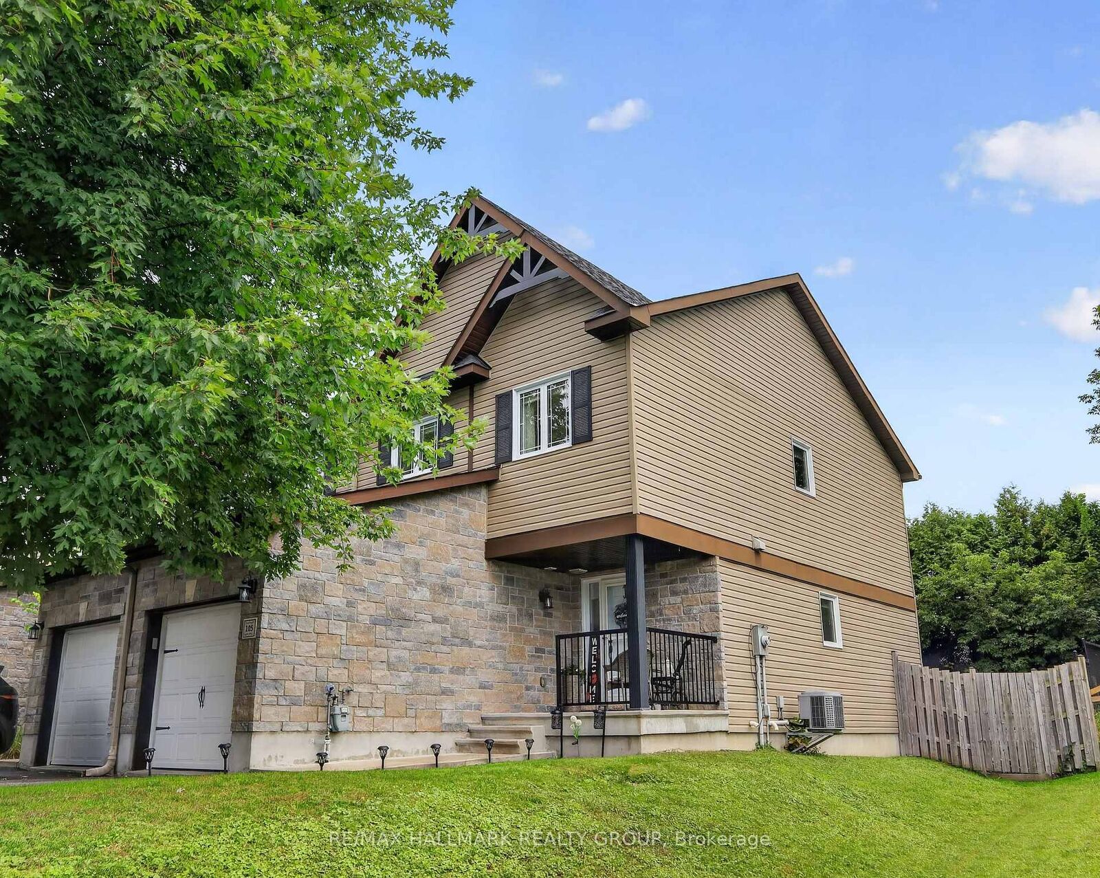 Property Photo:  105 Nathalie Street  ON K4K 0J3 