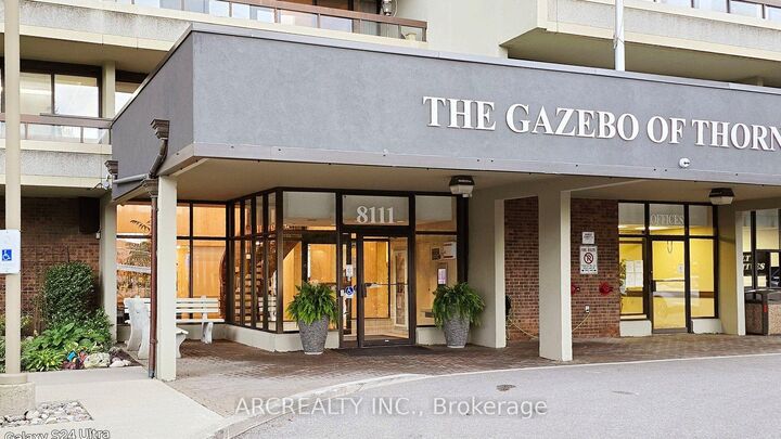 Property Photo:  8111 Yonge Street 1403  ON L3T 4V9 