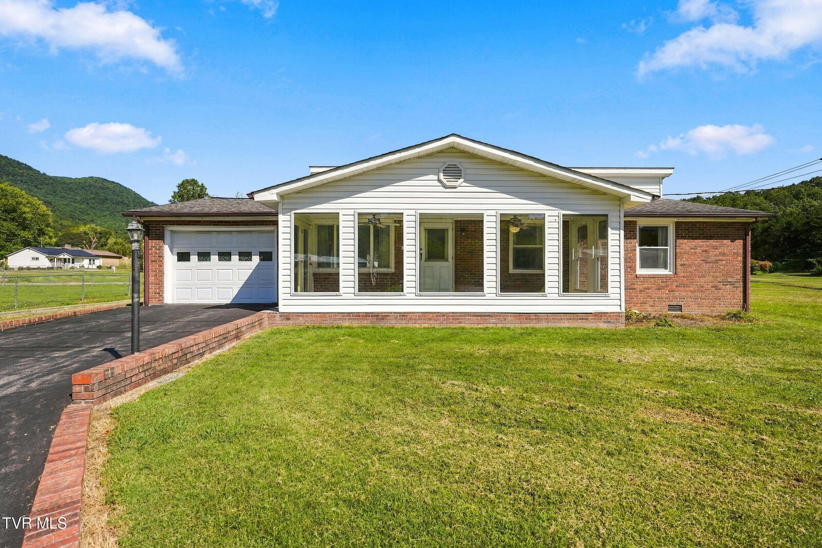 Property Photo:  212 East 26th Street  VA 24219 