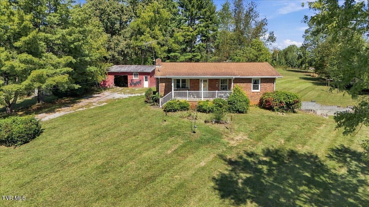 Property Photo:  95 Barren Valley Road  TN 37641 