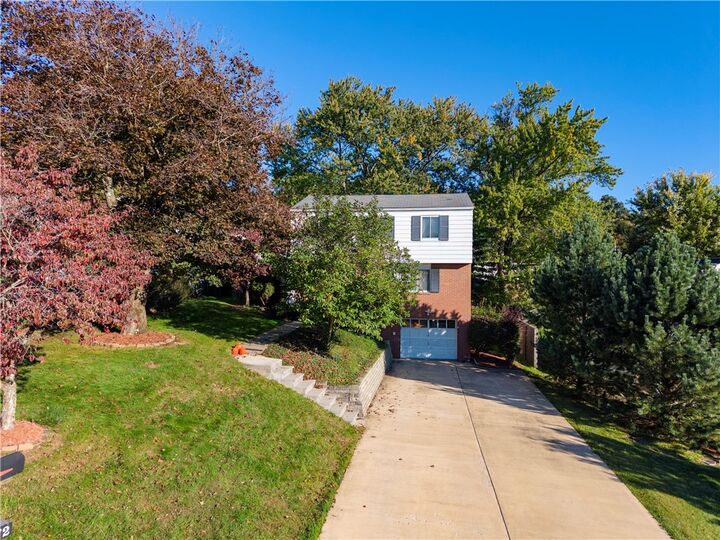 Property Photo:  172 Chickasaw Ave  PA 15237 
